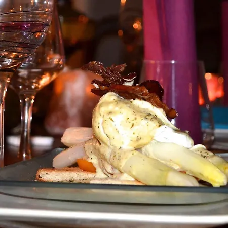 Hotel La Vieille Maison - Halte Gourmande 3*